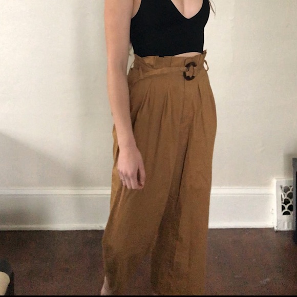 Belted Camal Paperbag Pants - Picture 5 of 5